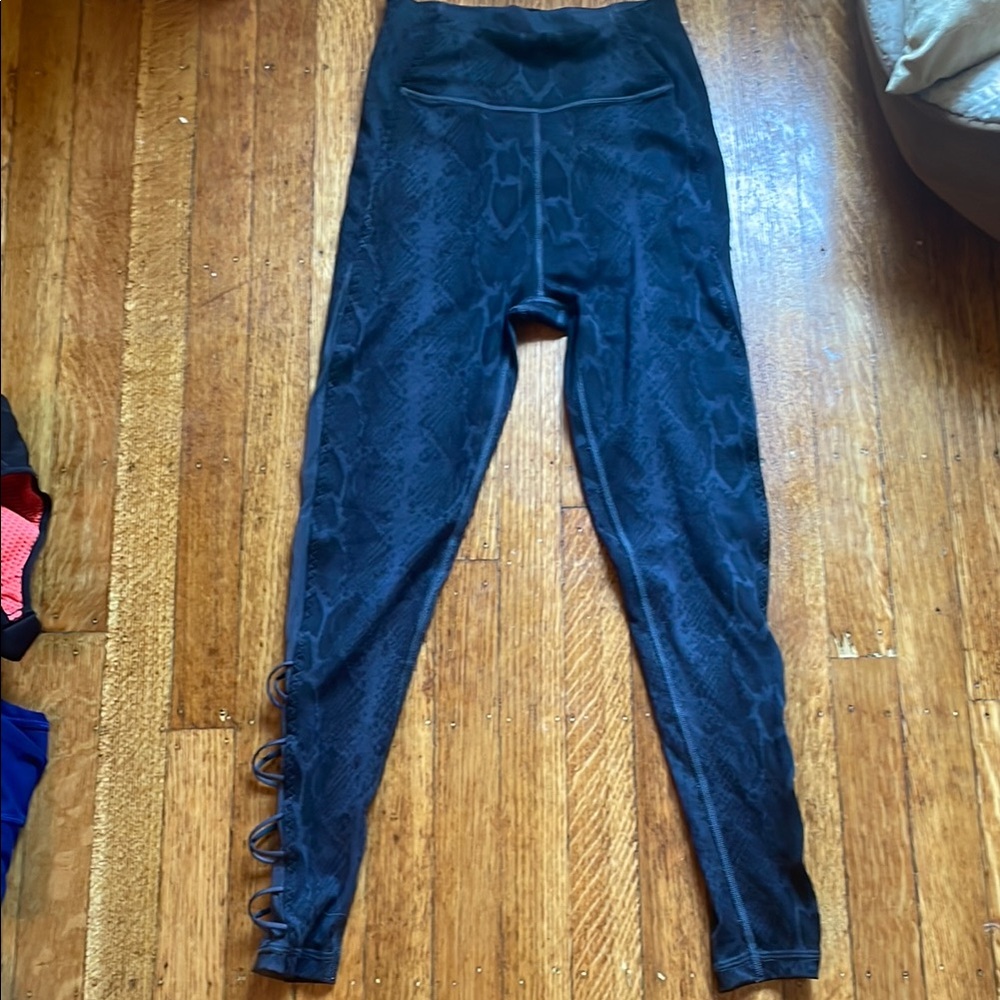 Victorias Secret Black Snake Print Leggings